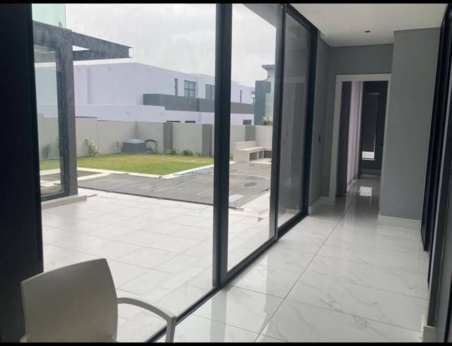 6 BEDROOM HOUSE FOR SALE IN SIX FOUNTAINS RESIDENTIAL ESTATE